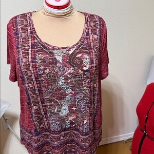 Women's Short Sleeve Paisley Top - Red